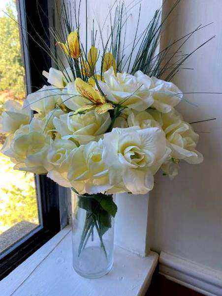Studio bouquet composition