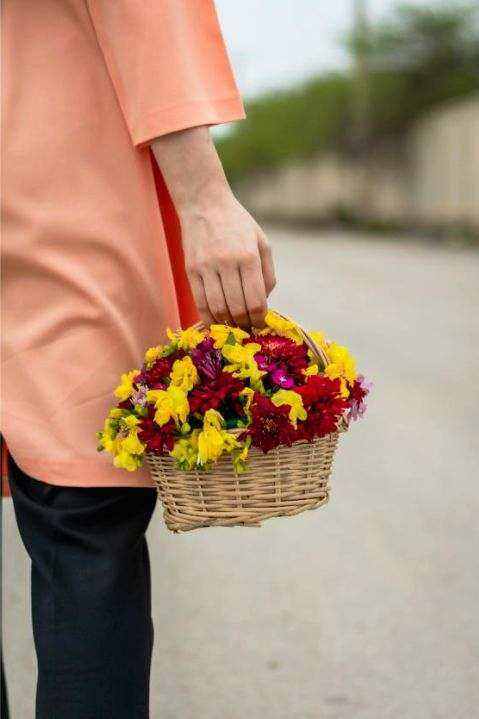 Variety of bouquet sizes